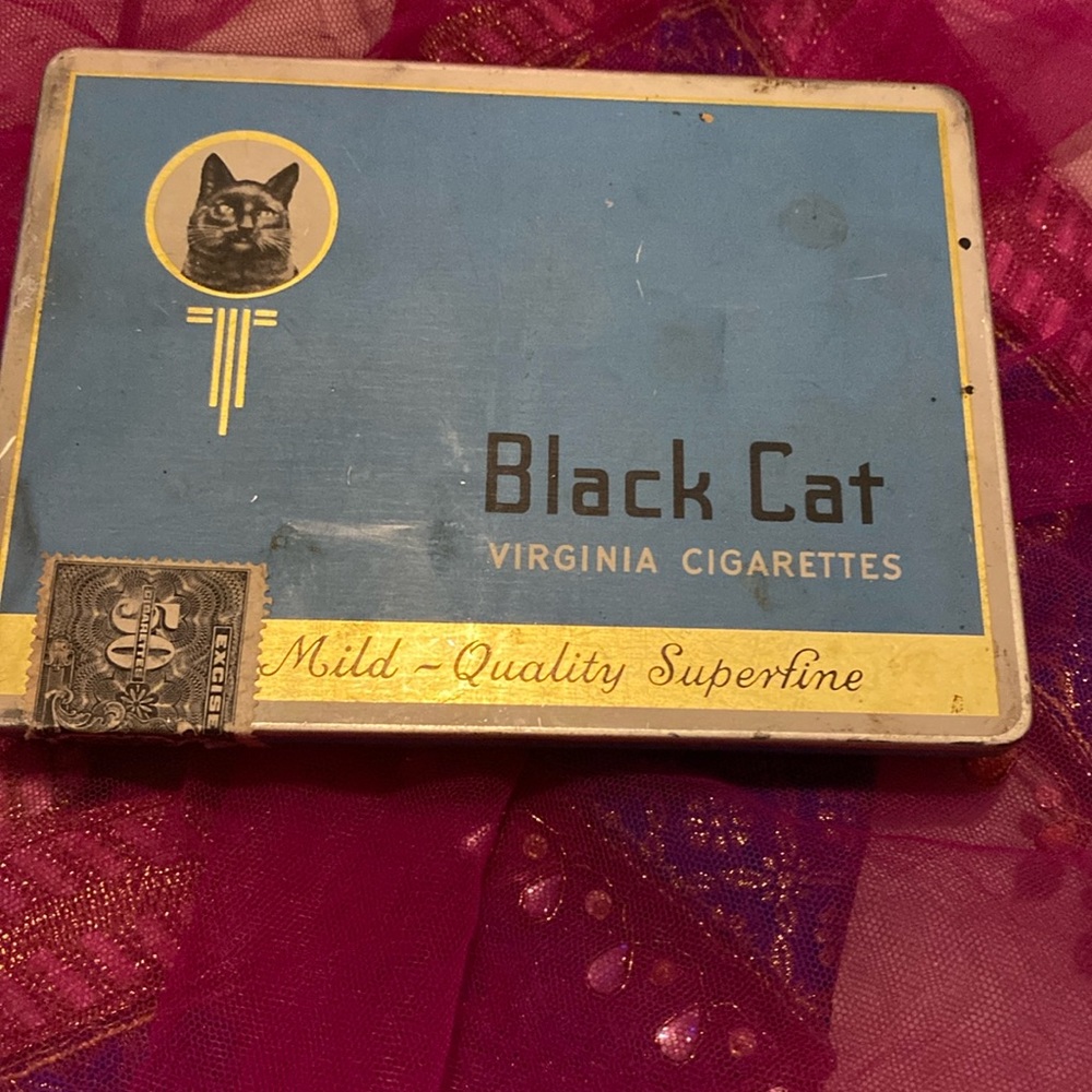 Black Cat Virginia Cigarettes Antique Tin Case in Good Condition for Antique